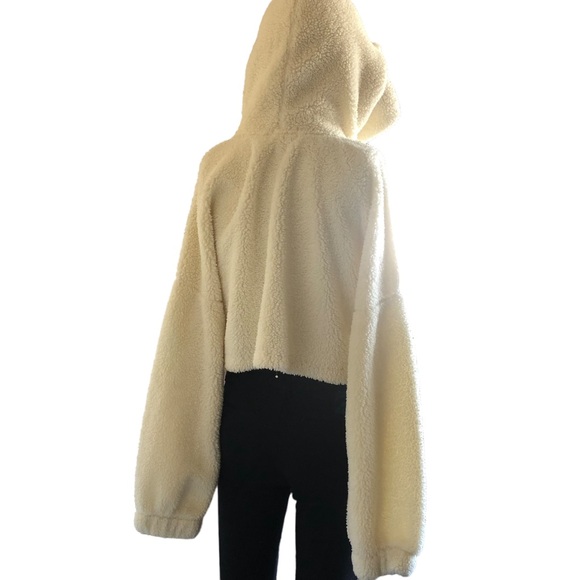 Soft Teddy Bear Cropped Sweater with Ears - Small - Picture 5 of 5